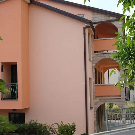 Filip Appartement *
